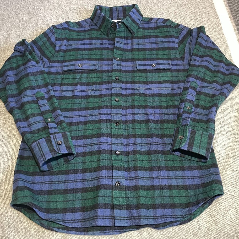 Taylor Stitch The Yosemite Shirt in Blackwatch Plaid